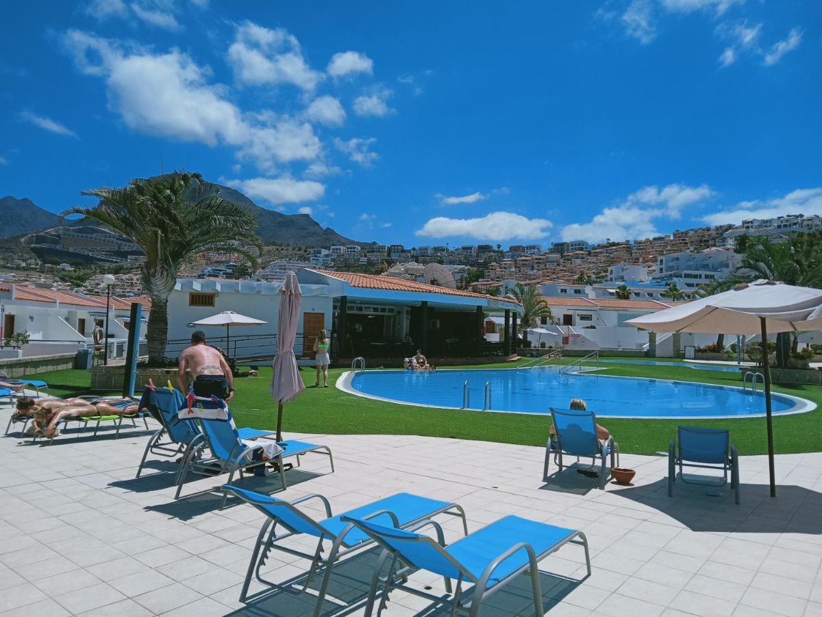Hotel Malibu Park Адехе Екстер'єр фото