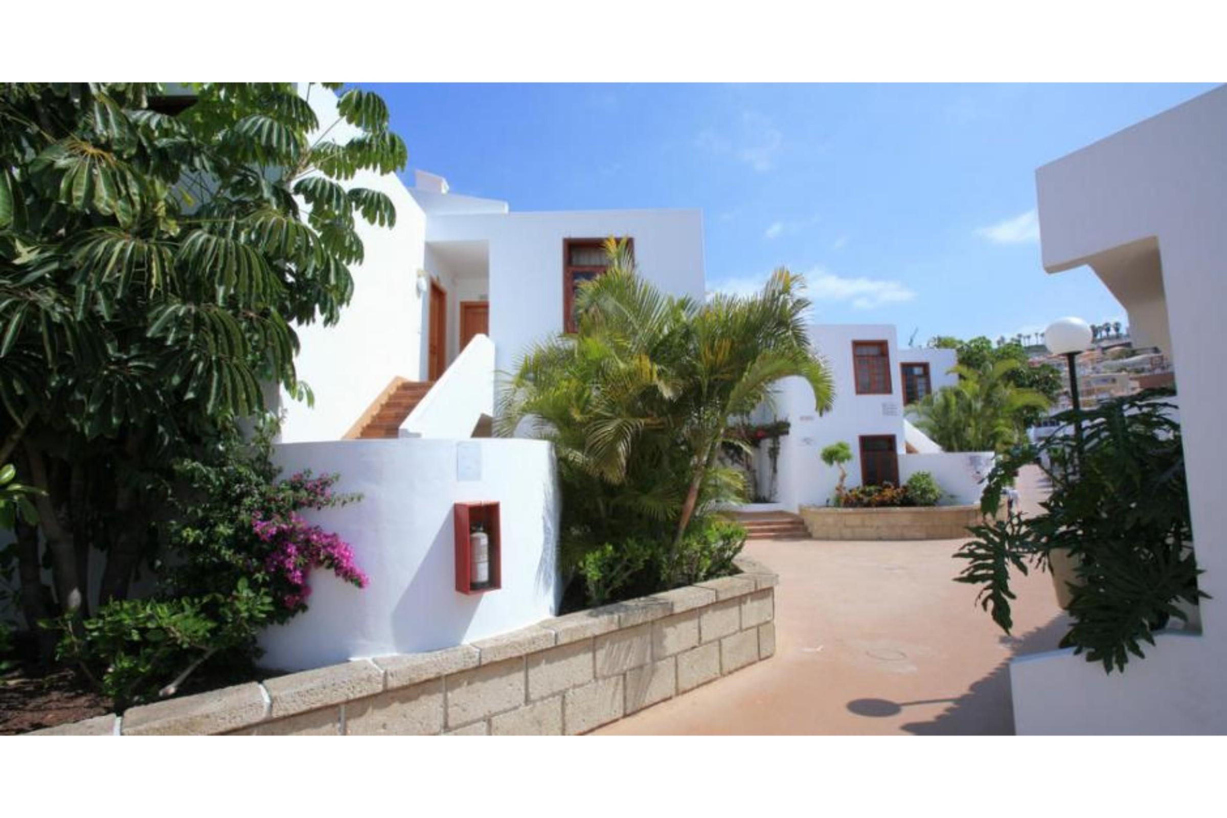 Hotel Malibu Park Адехе Екстер'єр фото