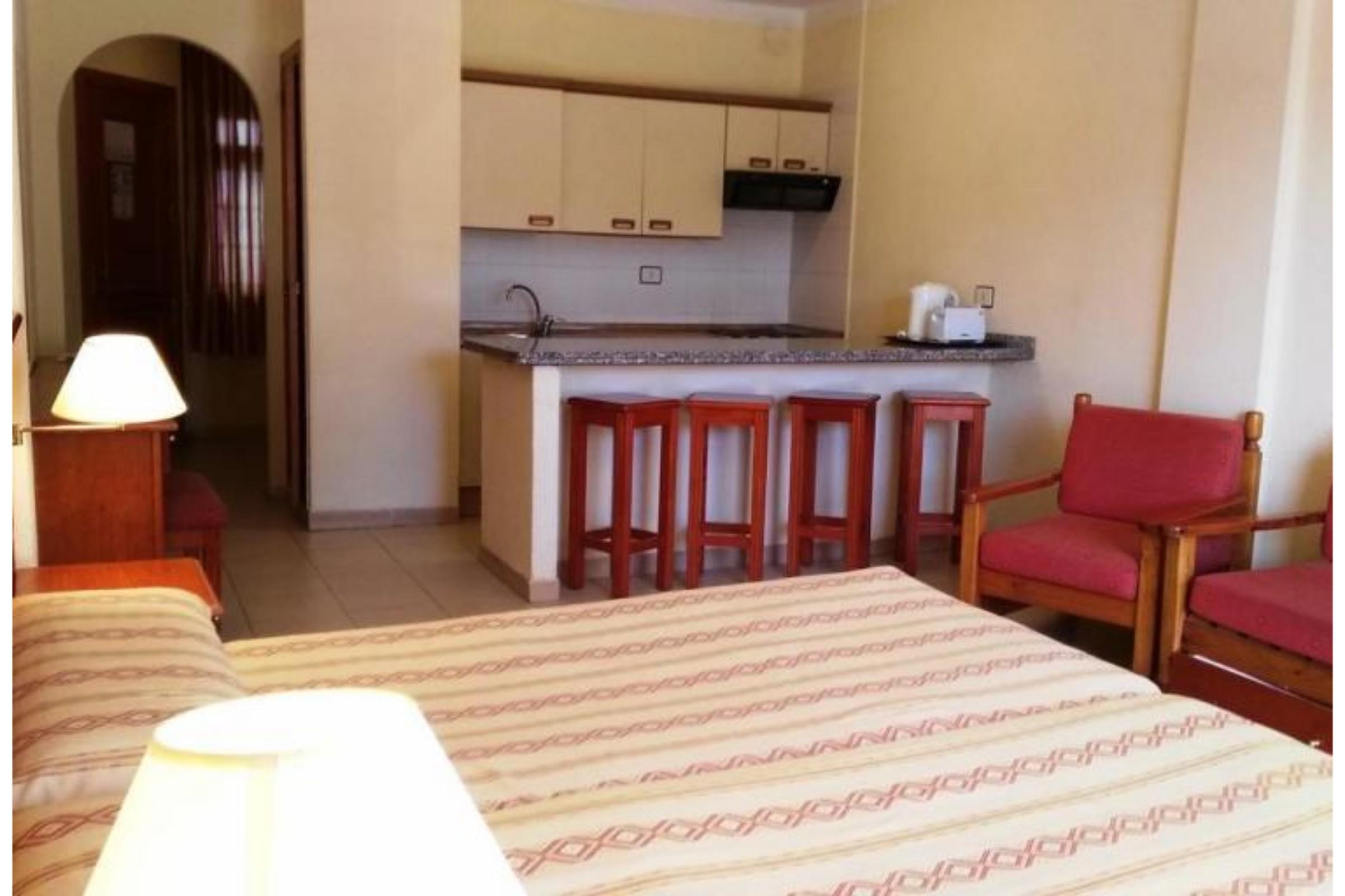Hotel Malibu Park Адехе Екстер'єр фото