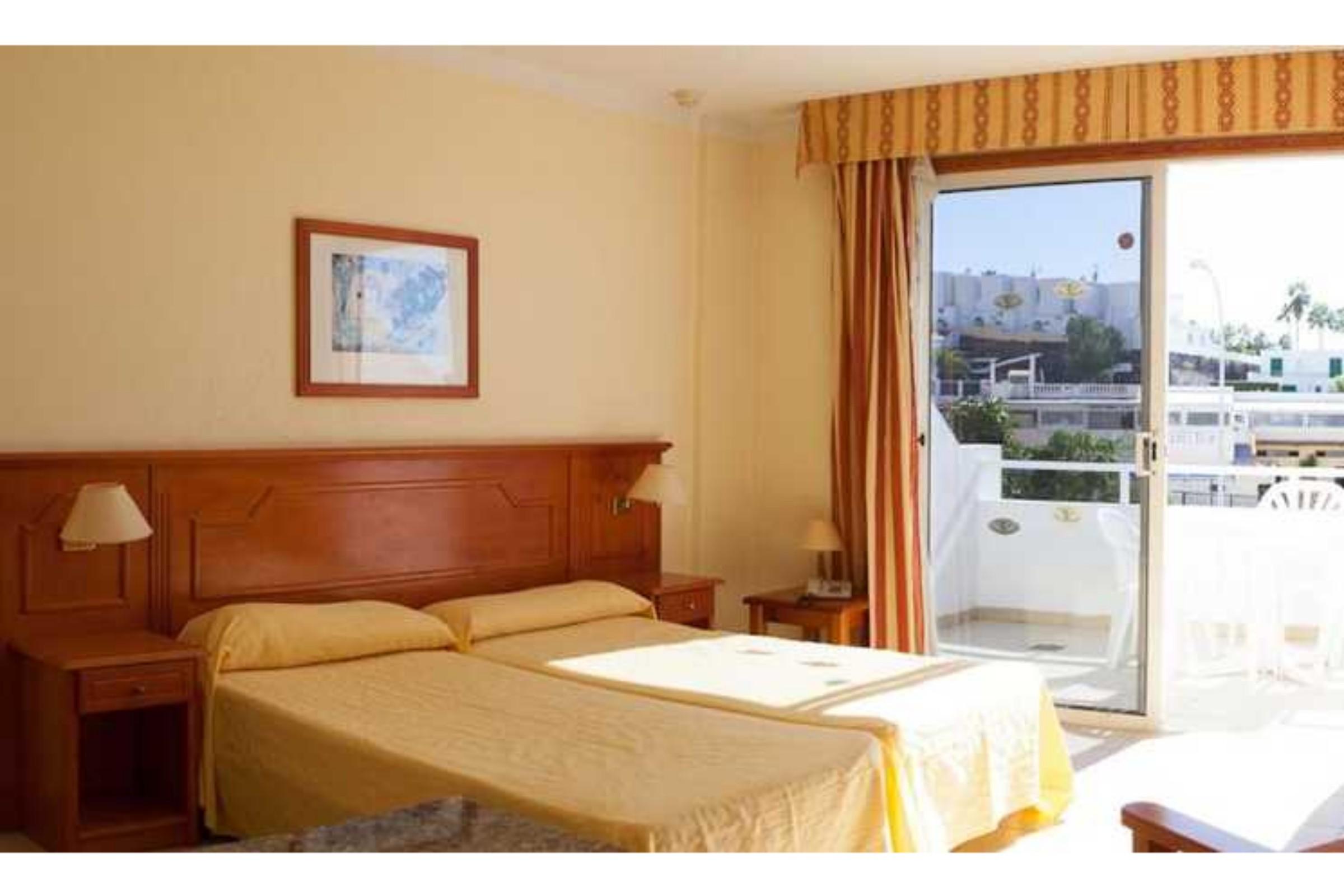 Hotel Malibu Park Адехе Екстер'єр фото